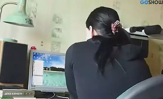 Passionate Lovers Brunette Cunnilingus and Facial Delights