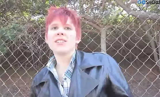 Red Head Lesbians Finger Flinging